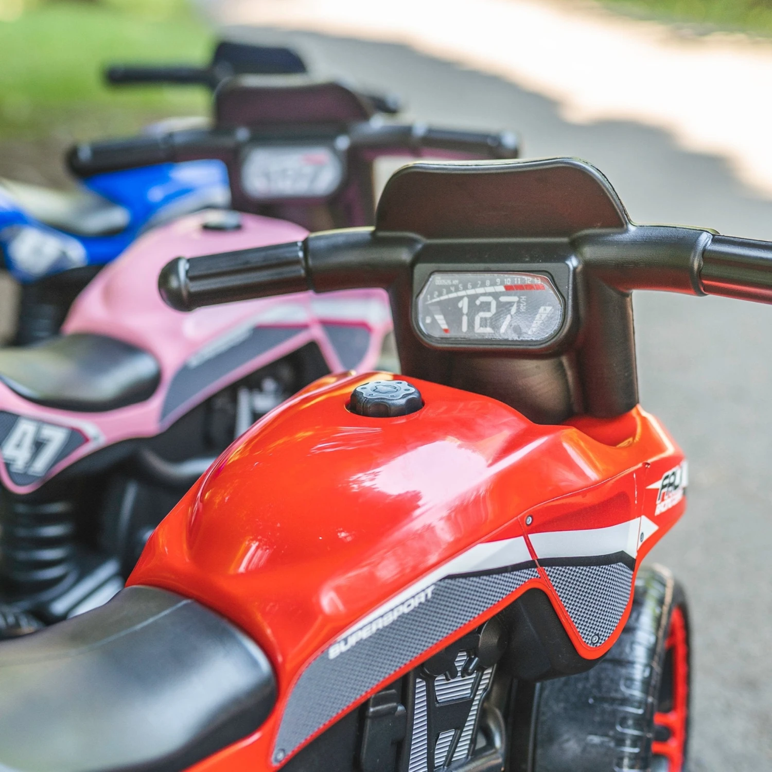 Falk Racing Team Ride-On Moto 4 Falk Racing Team Ride-On Moto - Image 4