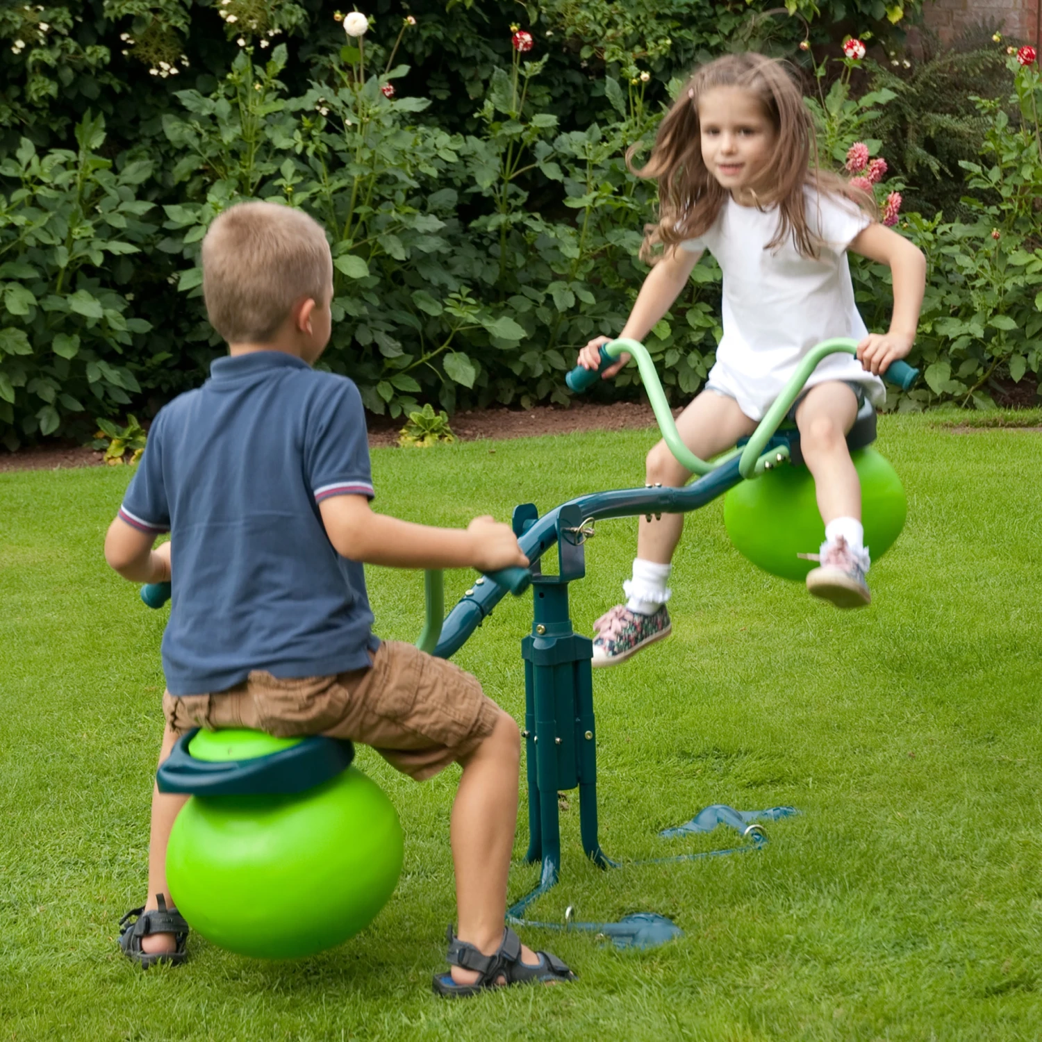 TP Spiro Hop® Seesaw 2 TP Spiro Hop® Seesaw - Image 2