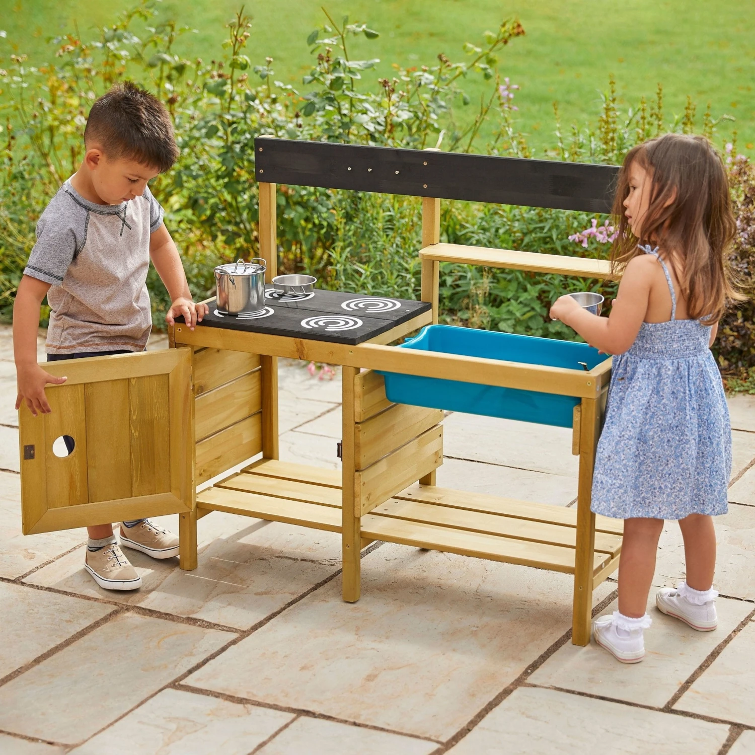 TP Junior Chef Wooden Mud Kitchen - FSC<sup>®</sup> Certified 9 TP Junior Chef Wooden Mud Kitchen - FSC<sup>®</sup> Certified - Image 9
